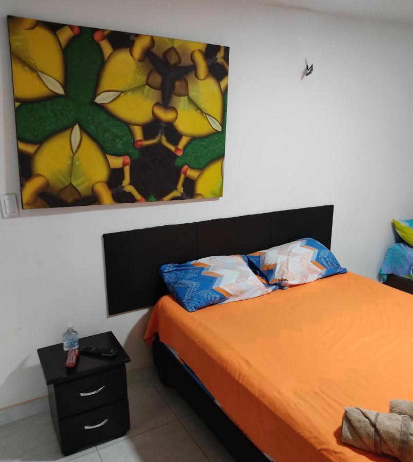 Home To Go Hostal Apartamentos Cali Eksteriør billede