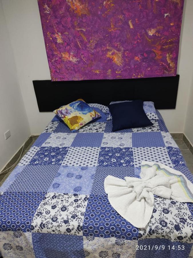 Home To Go Hostal Apartamentos Cali Eksteriør billede
